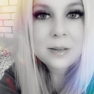 Meet your Posher, Katrina